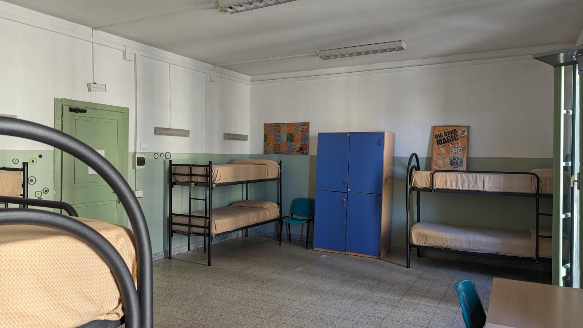 Litus Roma Hostel Lido di Ostia Exterior photo Dormitory at the hostel