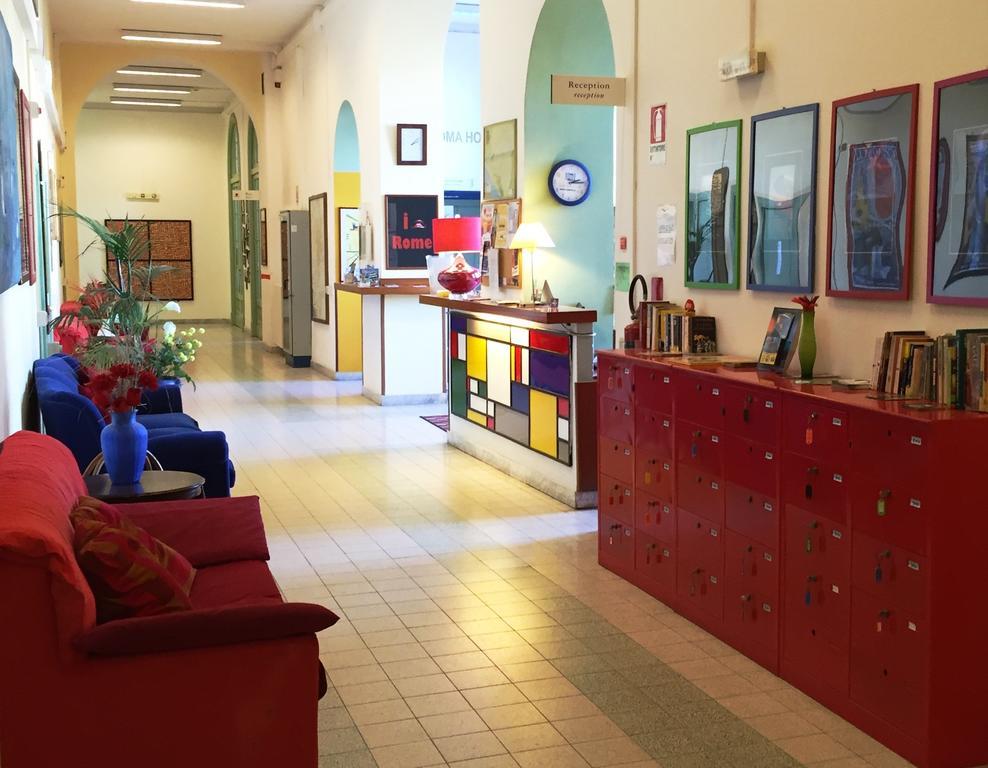 Litus Roma Hostel Lido di Ostia Exterior photo Reception